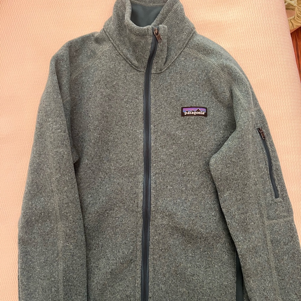 Green fleece Patagonia jacket